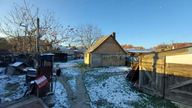 Eladó telek Kecskemét, Műkertváros 850 nm