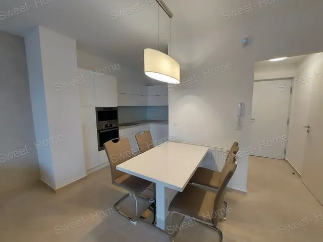 Kiadó lakás Kecskemét, Széchenyiváros 74 nm