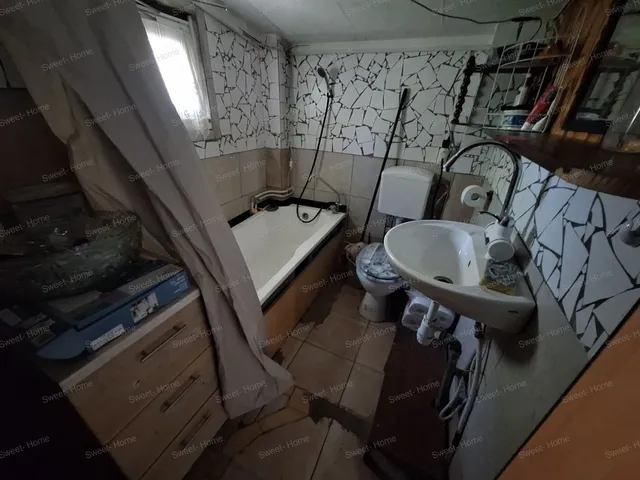 Eladó ház Kecskemét, Máriahegy 40 nm