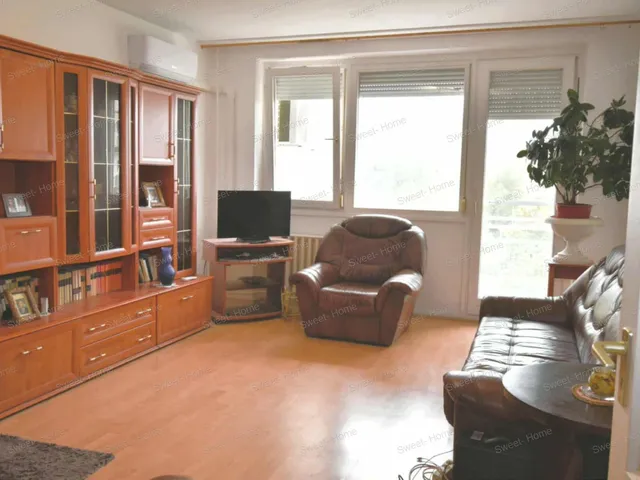 Eladó lakás Kecskemét, Széchenyiváros 64 nm