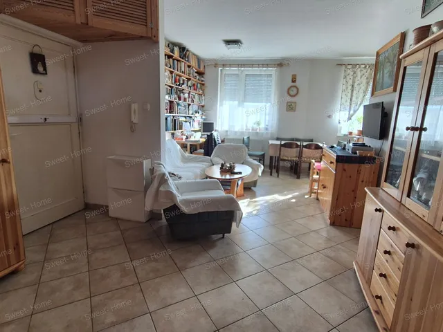 Eladó lakás Kecskemét, Széchenyiváros 86 nm