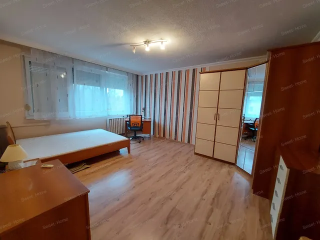 Kiadó lakás Kecskemét, Belváros 33 nm