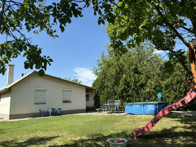 Eladó ház Kecskemét, Úrihegy 90 nm