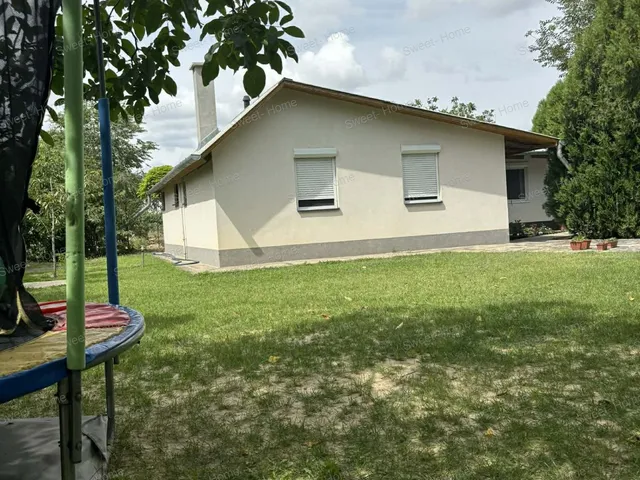 Eladó ház Kecskemét, Úrihegy 90 nm