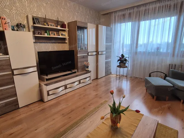 Eladó lakás Kecskemét, Széchenyiváros 64 nm