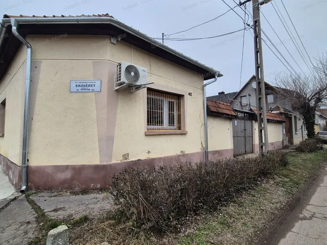 Eladó ház Kecskemét, Belváros 100 nm