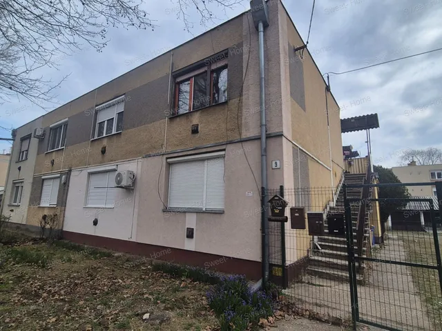 Eladó lakás Kecskemét, Műkertváros 36 nm