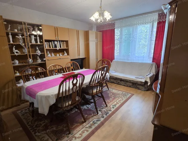 Eladó lakás Kecskemét, Széchenyiváros 33 nm