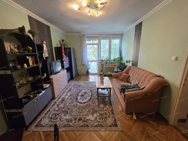 Eladó lakás Kecskemét, Máriaváros 42 nm