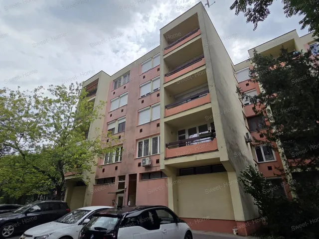 Eladó lakás Kecskemét, Hunyadiváros 62 nm