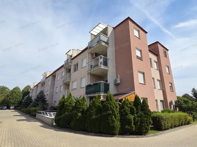 Eladó lakás Kecskemét, Máriaváros 61 nm
