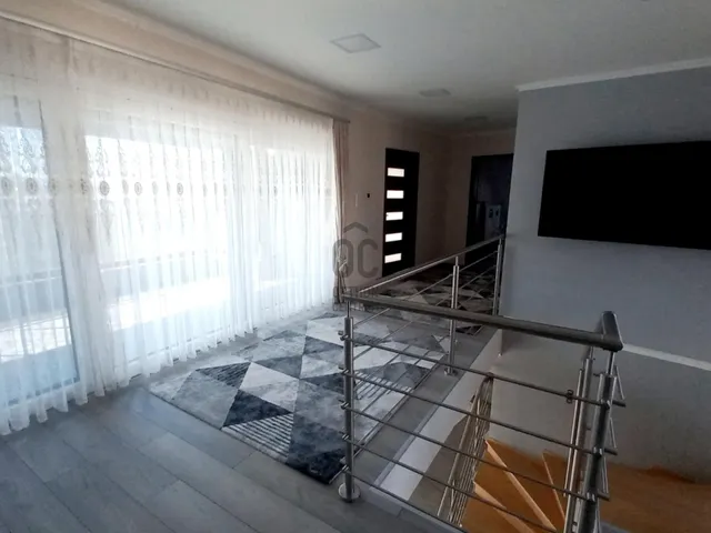 Eladó ház Balatonakali 270 nm