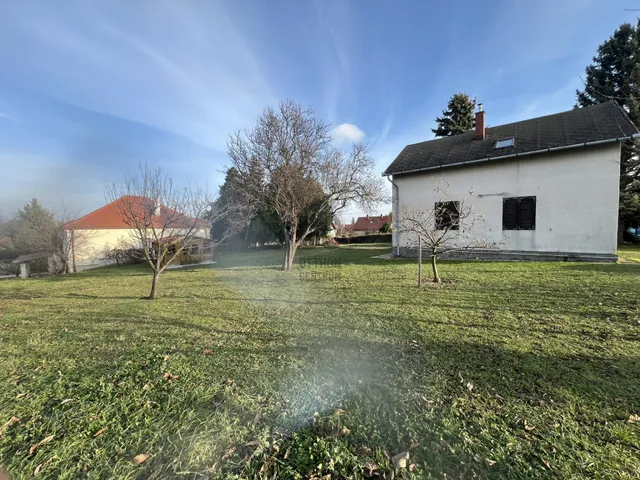 Eladó ház Csopak 85 nm