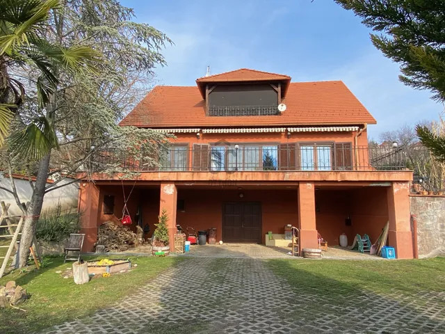 Eladó ház Felsőörs 412 nm