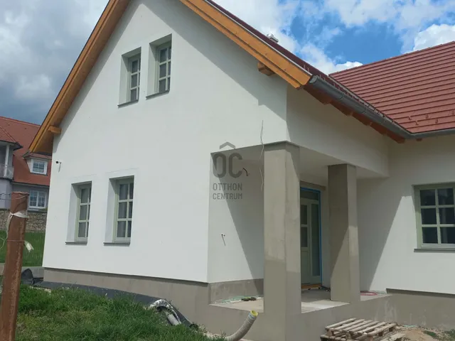 Eladó ház Vászoly 207 nm