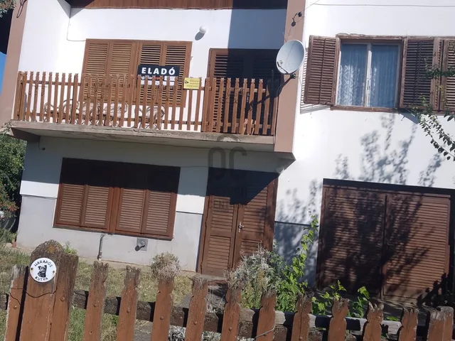 Eladó ház Somogyzsitfa 200 nm