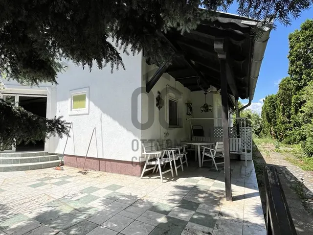 Eladó ház Galambok 180 nm