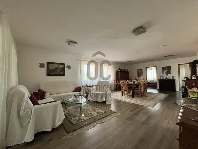 Eladó ház Galambok 350 nm