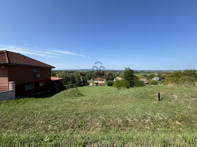 Eladó telek Újudvar 991 nm
