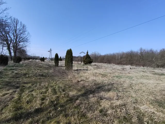 Eladó kereskedelmi és ipari ingatlan Murakeresztúr 12716 nm