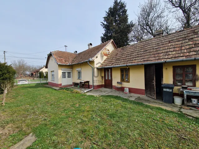 Eladó ház Miháld 68 nm