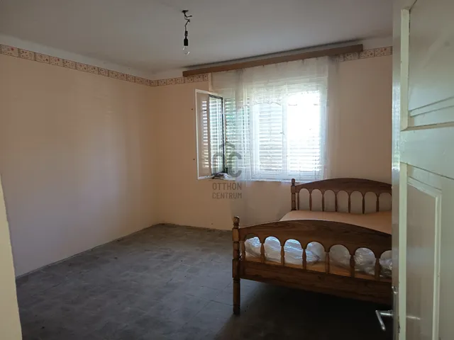 Eladó ház Nemesvid 2001 nm