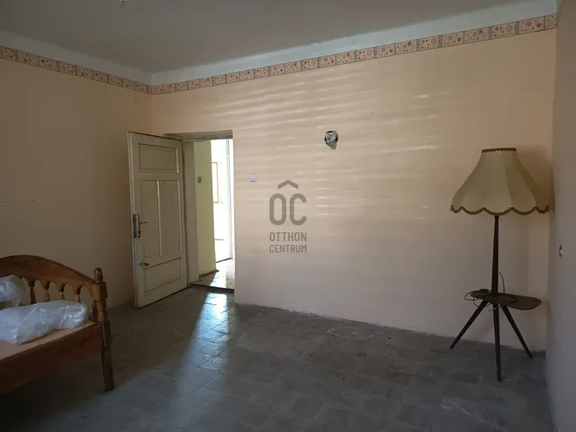 Eladó ház Nemesvid 2001 nm
