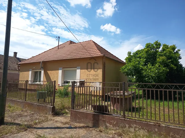 Eladó ház Felsőrajk 75 nm