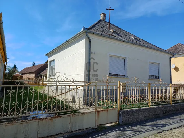 Eladó ház Porrogszentkirály 105 nm