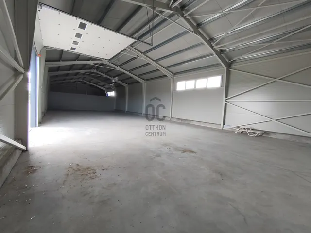 Kiadó kereskedelmi és ipari ingatlan Sormás 360 nm