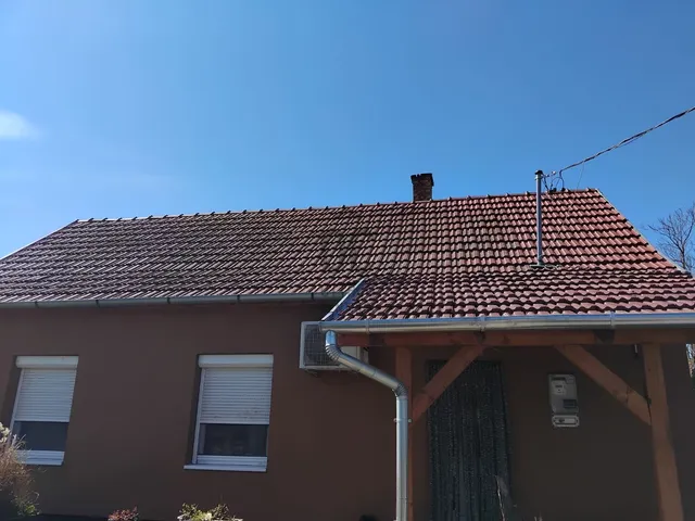 Eladó kereskedelmi és ipari ingatlan Dunavarsány, Kisvarsány 70 nm