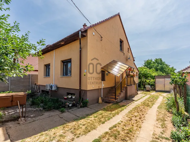 Eladó ház Gyál 220 nm