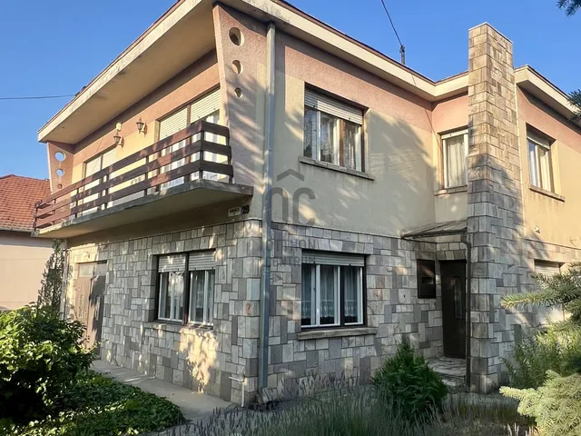 Eladó ház Pilis 213 nm