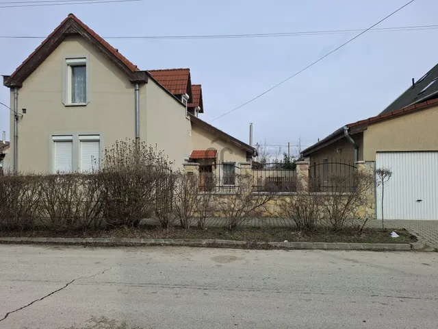 Eladó ház Budapest XXIII. kerület, Soroksár-Újtelep 94 nm