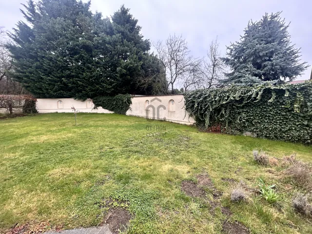 Eladó ház Budapest XVIII. kerület, Erzsébettelep 276 nm