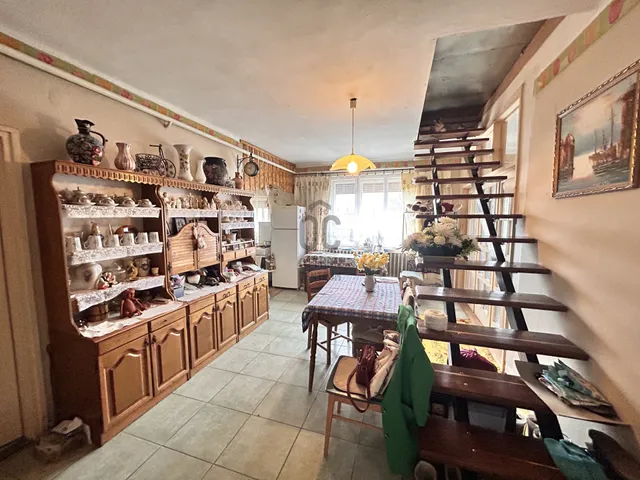 Eladó ház Dömsöd 146 nm