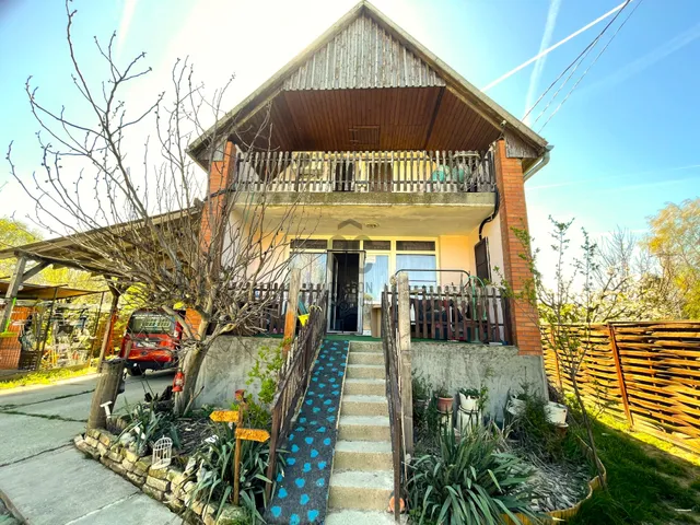 Eladó üdülő és hétvégi ház Dömsöd 70 nm