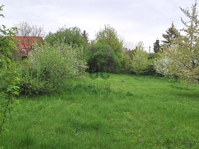 Eladó telek Törökbálint 748 nm