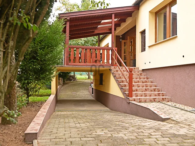 Eladó ház Törökbálint 111 nm