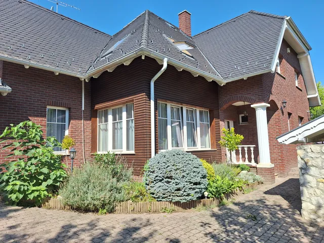 Eladó ház Törökbálint, Tükörhegy 360 nm