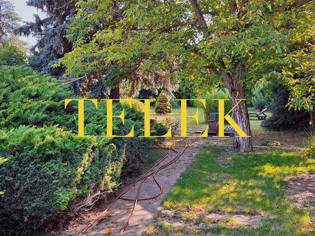 Eladó telek Törökbálint 1080 nm