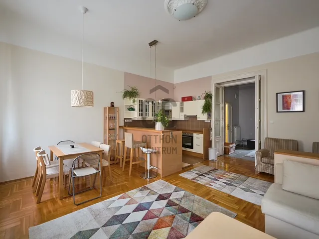 Eladó lakás Budapest VI. kerület 55 nm