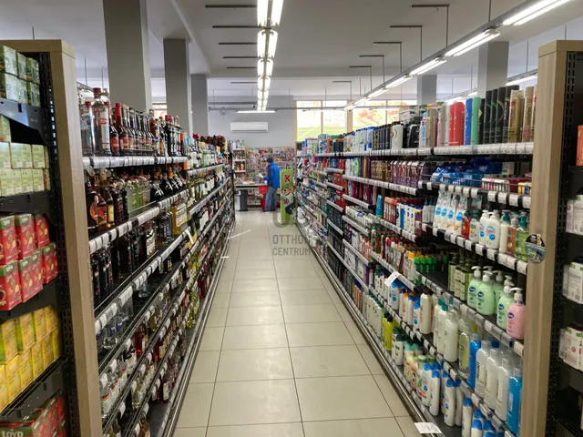 Eladó kereskedelmi és ipari ingatlan Gödöllő, Kertváros 808 nm