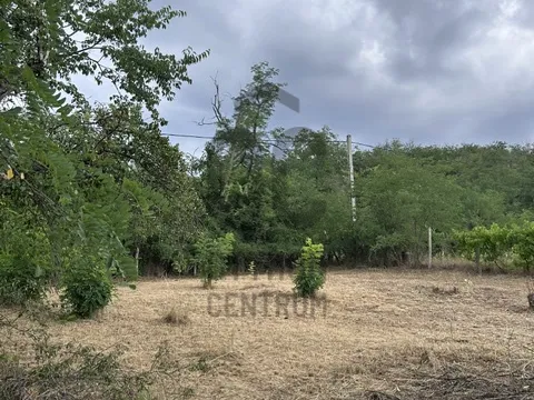 Eladó telek Gödöllő 1867 nm