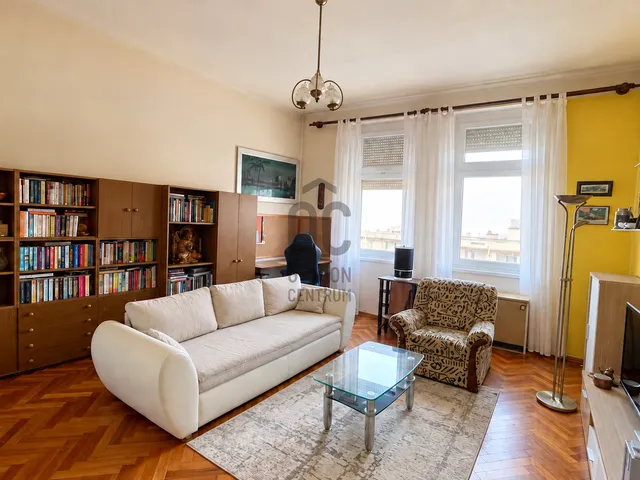 Eladó lakás Budapest VIII. kerület 70 nm
