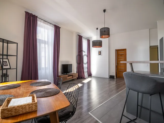 Eladó lakás Budapest IX. kerület, Belső Ferencváros, Ferenc körút 72 nm