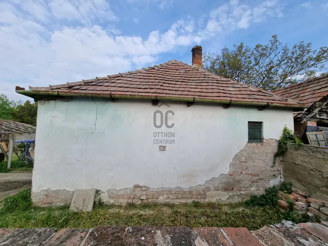 Eladó telek Szigetmonostor, Fő utca 438 nm