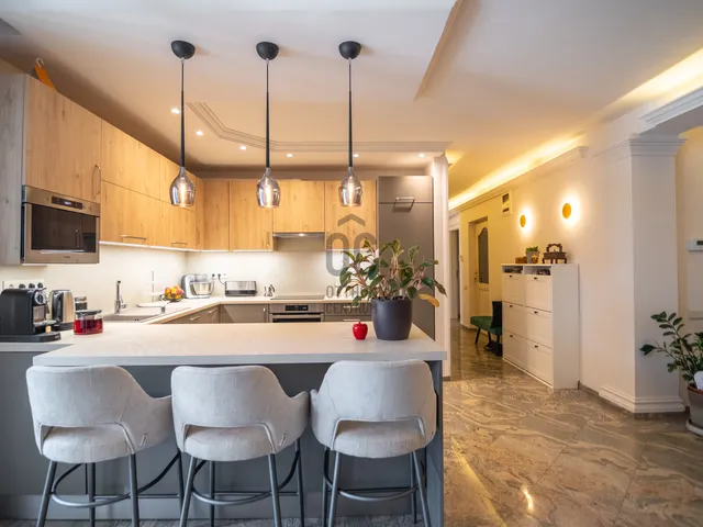 Eladó lakás Budapest II. kerület, Máriaremete, Ördögárok utca 226 nm