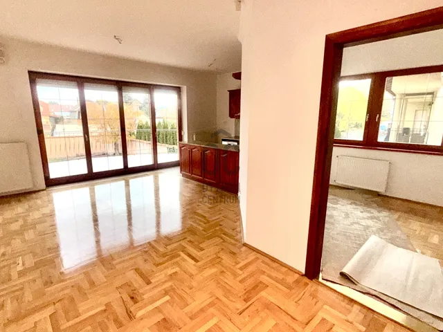 Eladó lakás Budapest XXI. kerület, Királyerdő 77 nm