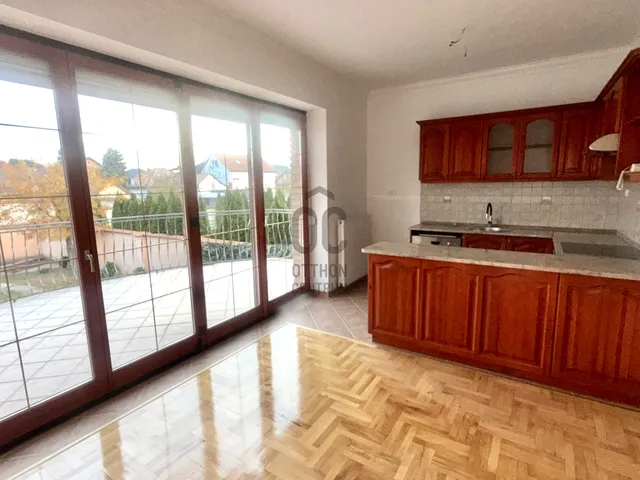 Eladó lakás Budapest XXI. kerület, Királyerdő 77 nm